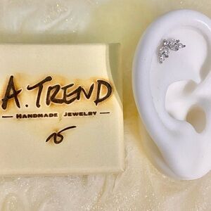 S925 sterling Silver Leaf Stud Earring